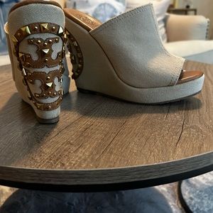 Tory Burch Beige Canvas Studded Wedge Open Toe Sandals-Size 6M